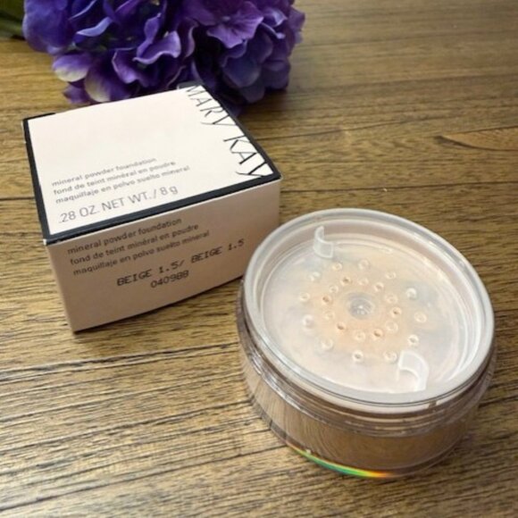 Mary Kay Mineral Powder Foundation - Beige 1.5 - Picture 5 of 5